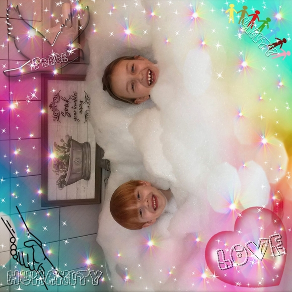 Meet your Posher, Carol - Picture 1 of 1